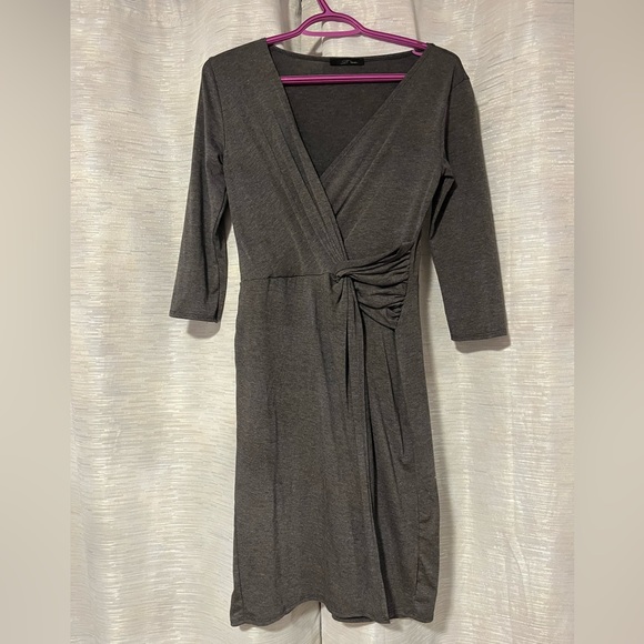 Simple Wrap Dress - Picture 2 of 2